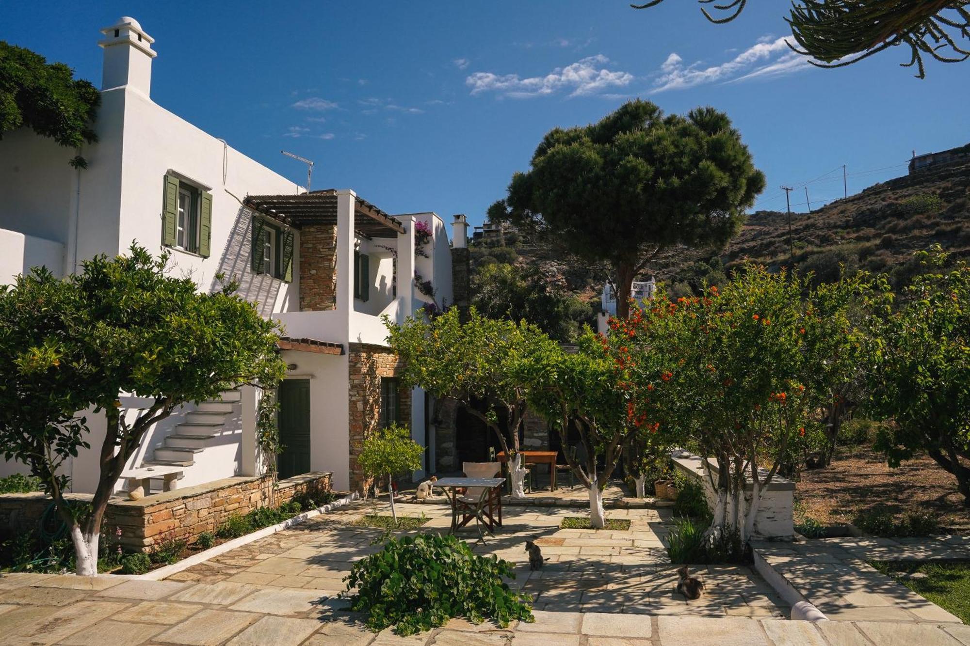 Romano Garden House - Land Tales Agios Romanos Exterior photo